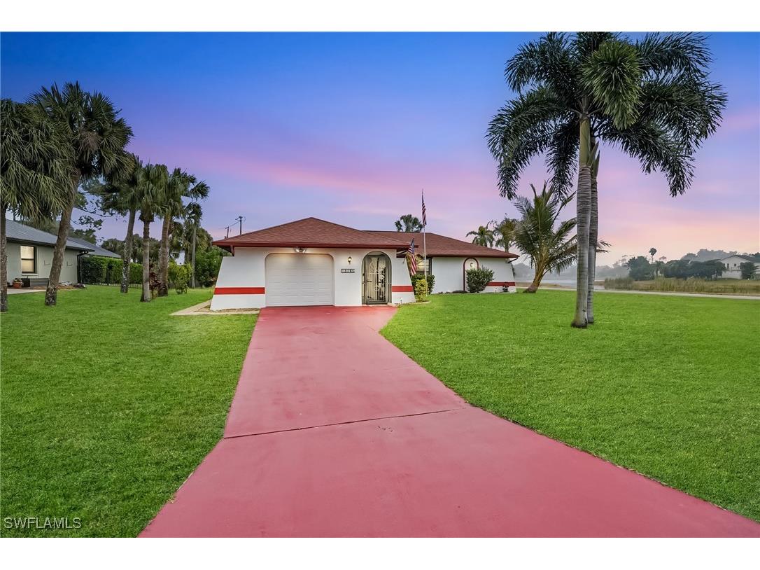 516 Roosevelt Avenue Lehigh Acres FL 33936 226001606 image1