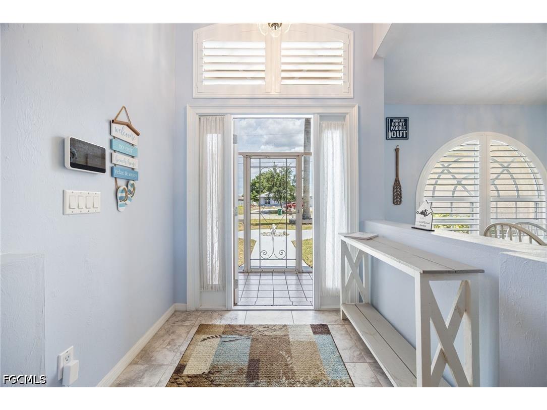 516 SE 8th Place Cape Coral FL 33990 2026020162 image4