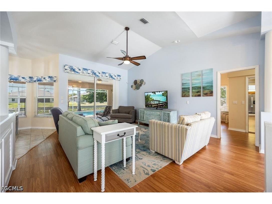 516 SE 8th Place Cape Coral FL 33990 2026020162 image8