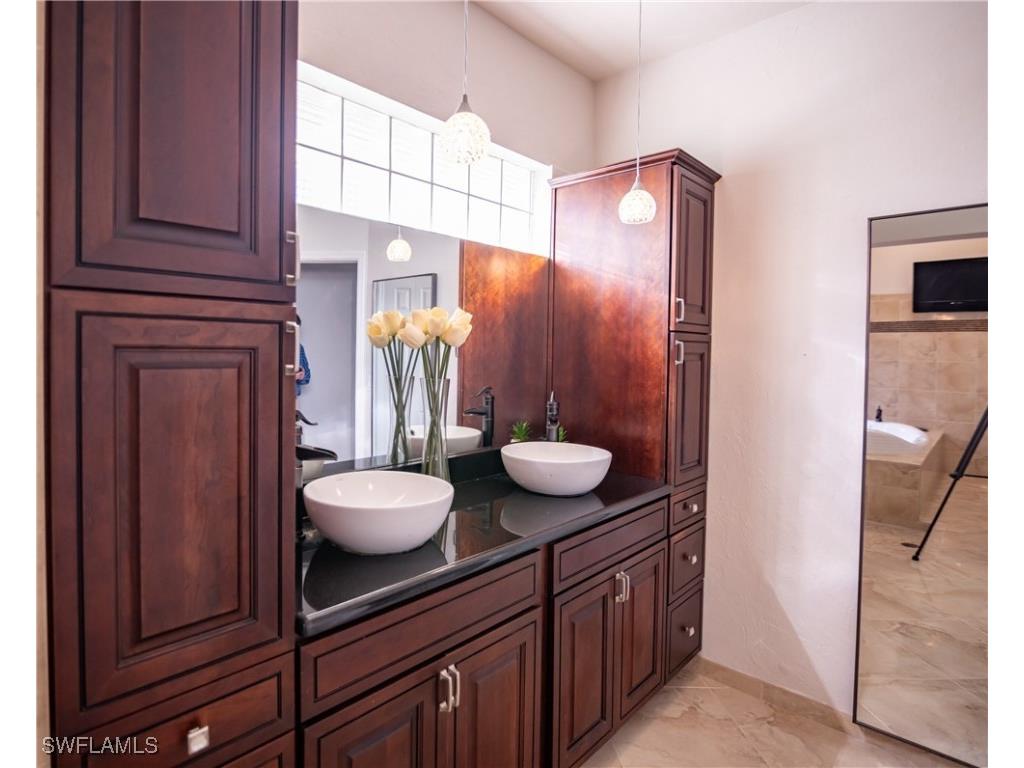 5160 Harborage Drive Fort Myers FL 33908 225060117 image25