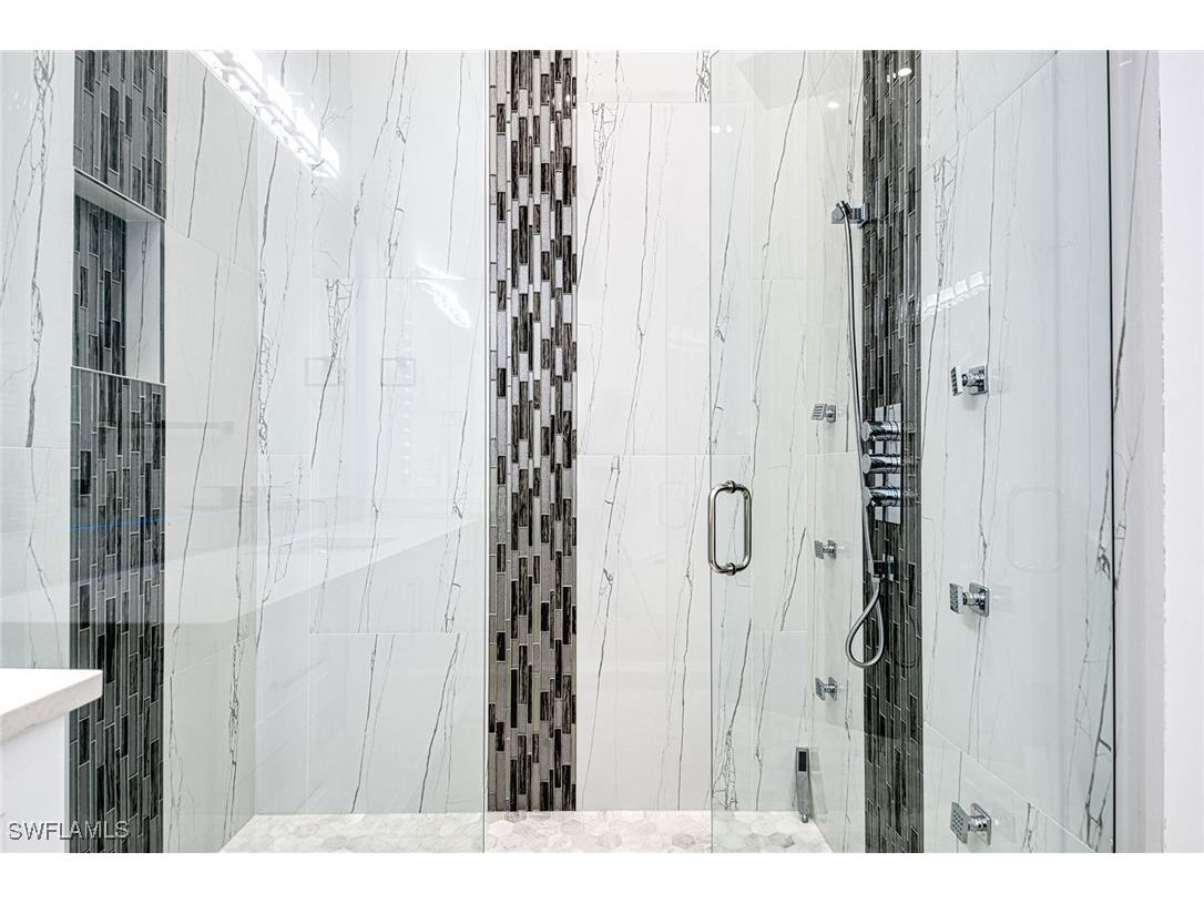 5160 Teak Wood Drive Naples FL 34119 225014307 image22