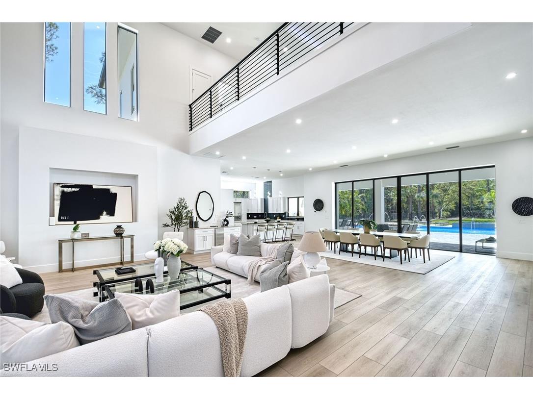 5160 Teak Wood Drive Naples FL 34119 225014307 image3