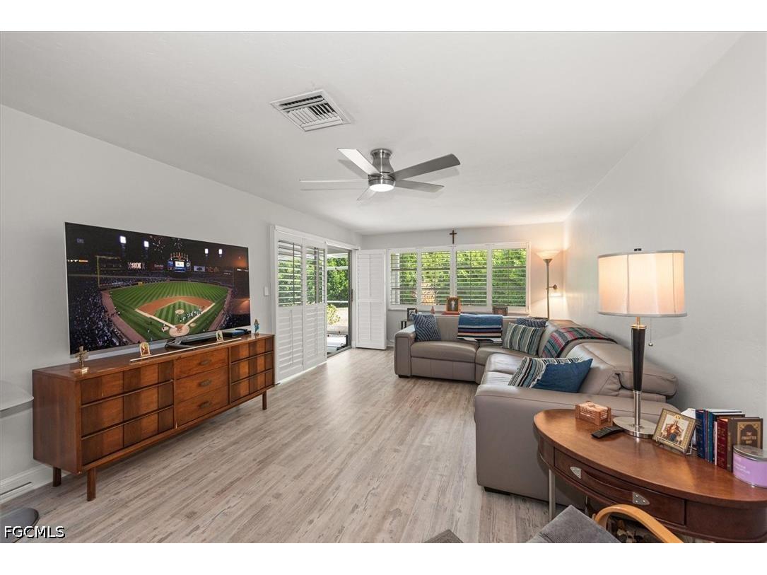 5161 Tanglewood Parkway Fort Myers FL 33919 2026017841 image19