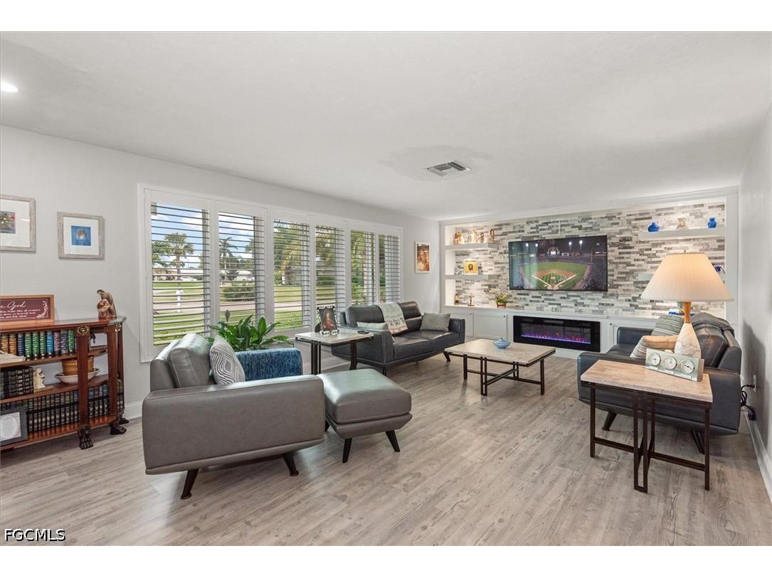 5161 Tanglewood Parkway Fort Myers FL 33919 2026017841 image5