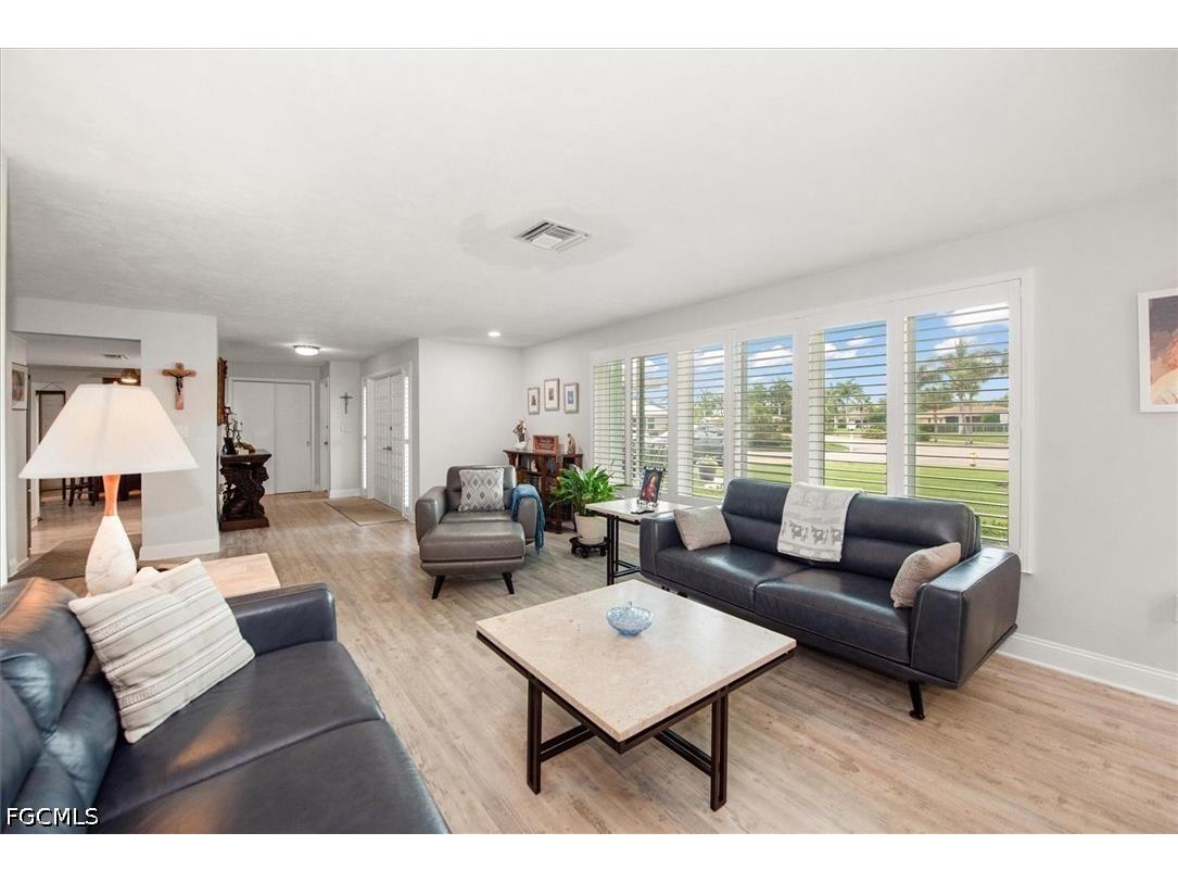 5161 Tanglewood Parkway Fort Myers FL 33919 2026017841 image9