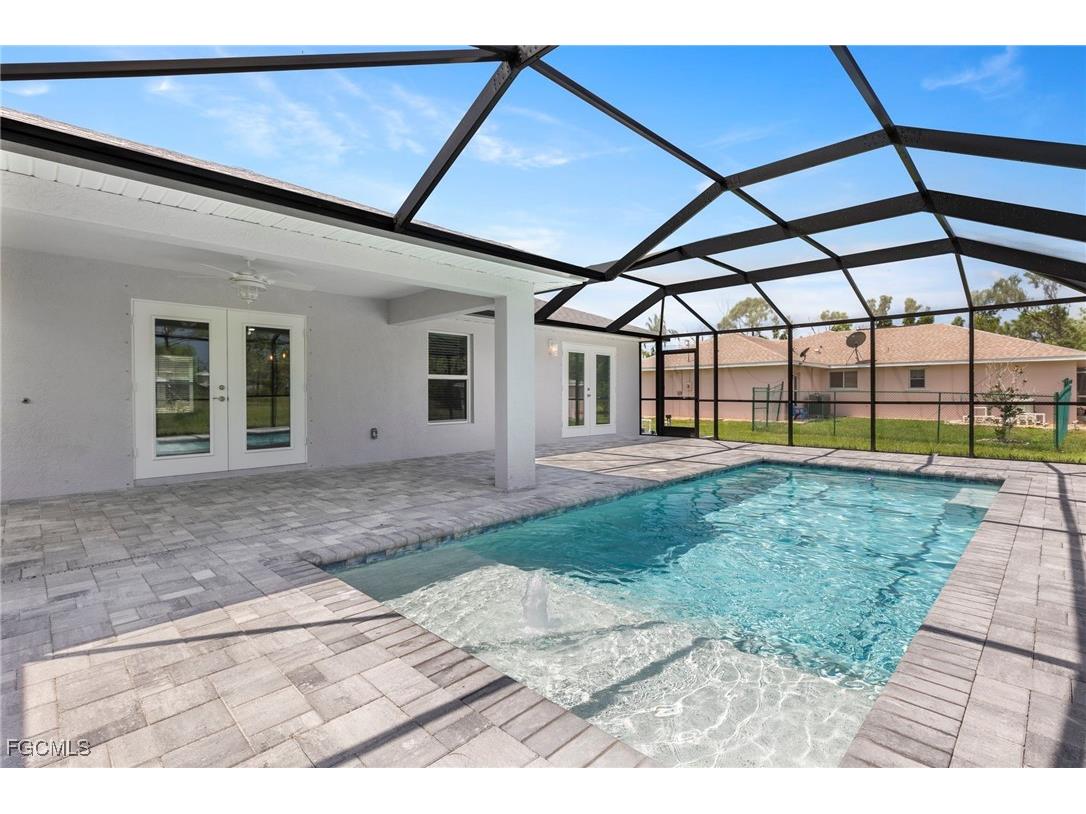 5166 Sitka Drive Saint James City FL 33956 2025004105 image1