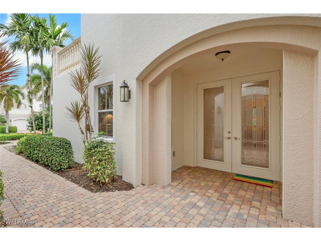 517 Avellino Isles Circle #101 Naples FL 34119 225082753 image2