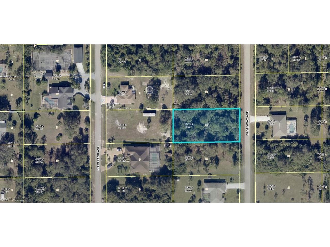 517 Broadway Avenue Lehigh Acres FL 33972 223084160 image1