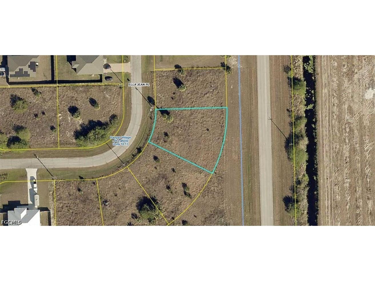 517 Ella Jean Place Labelle FL 33935 2026028707 image1