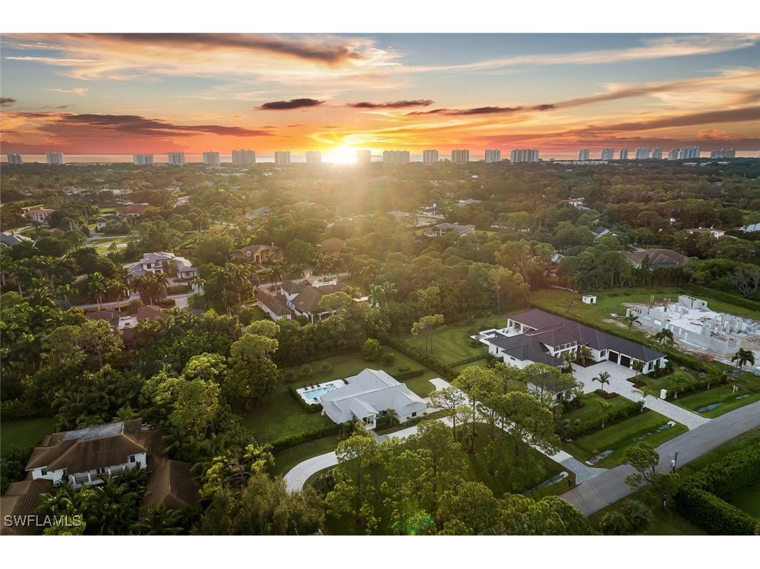 517 Gordonia Naples FL 34108 224081986 image1