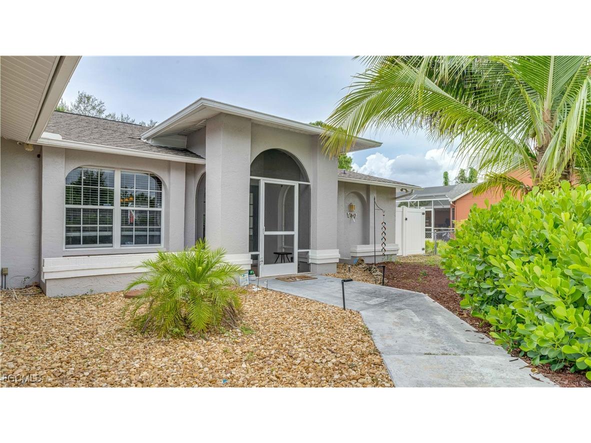 517 Hibiscus Avenue Lehigh Acres FL 33972 2025009550 image1