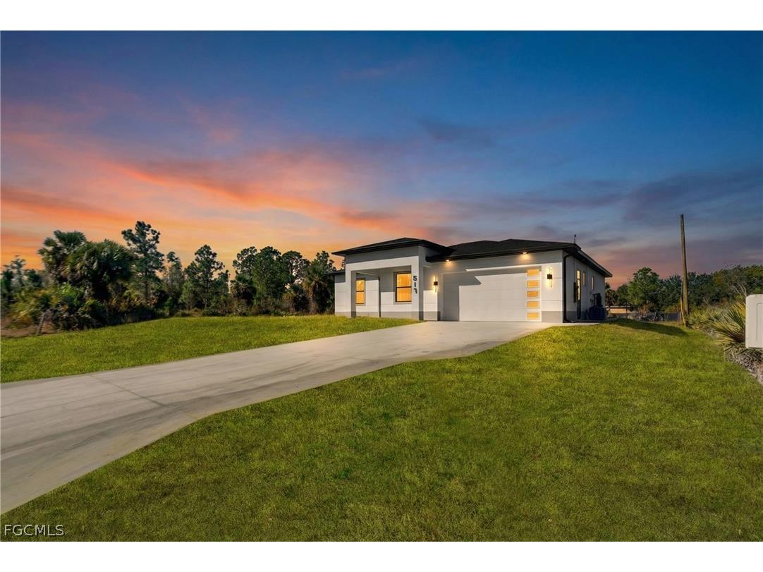 517 Johns Avenue Lehigh Acres FL 33972 2026007104 image2