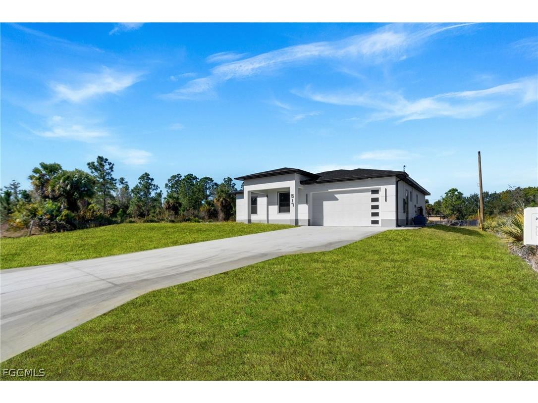 517 Johns Avenue Lehigh Acres FL 33972 2026007104 image23
