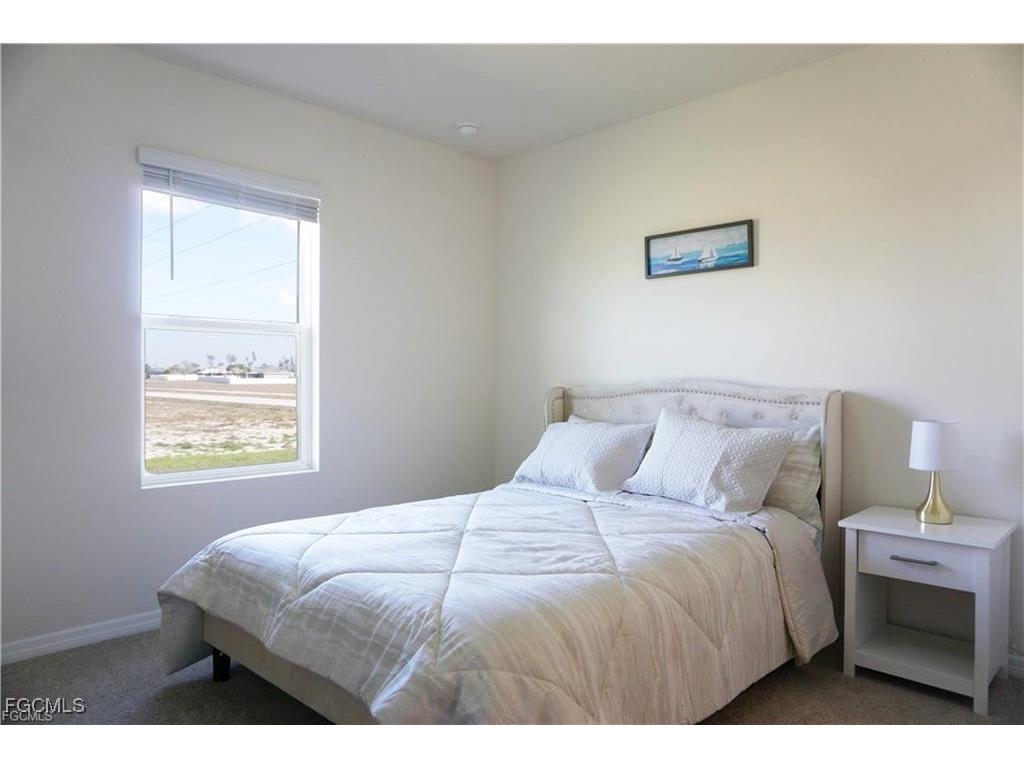 517 Kismet Parkway W Cape Coral FL 33993 2026001060 image6