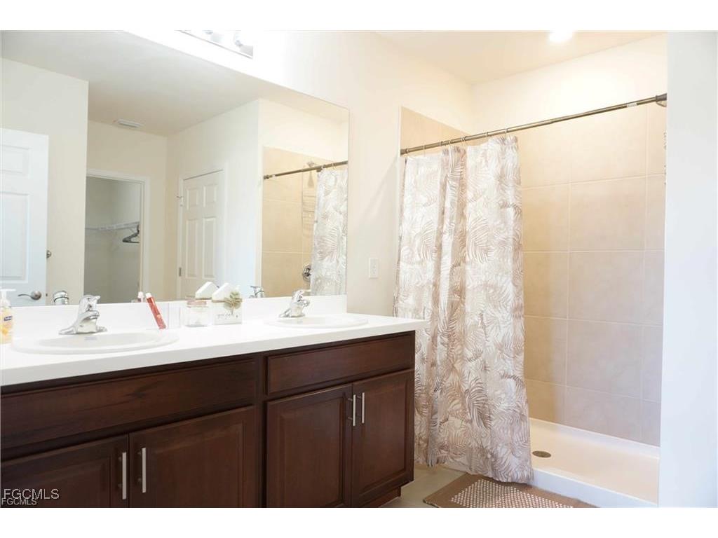 517 Kismet Parkway W Cape Coral FL 33993 2026001060 image7