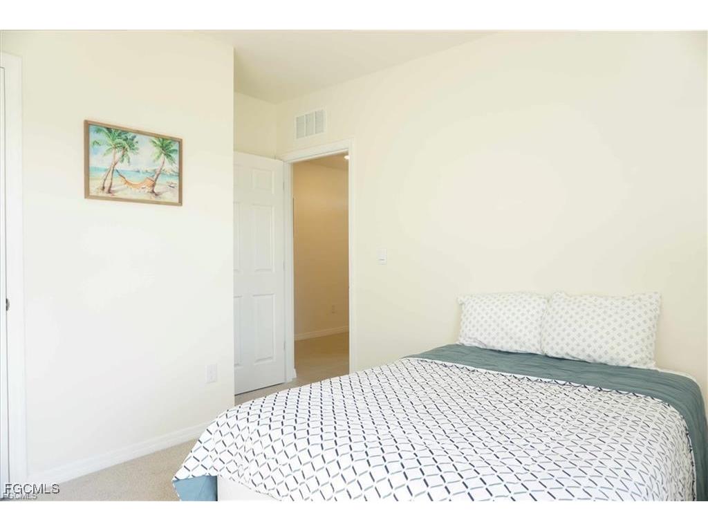 517 Kismet Parkway W Cape Coral FL 33993 2026001060 image8