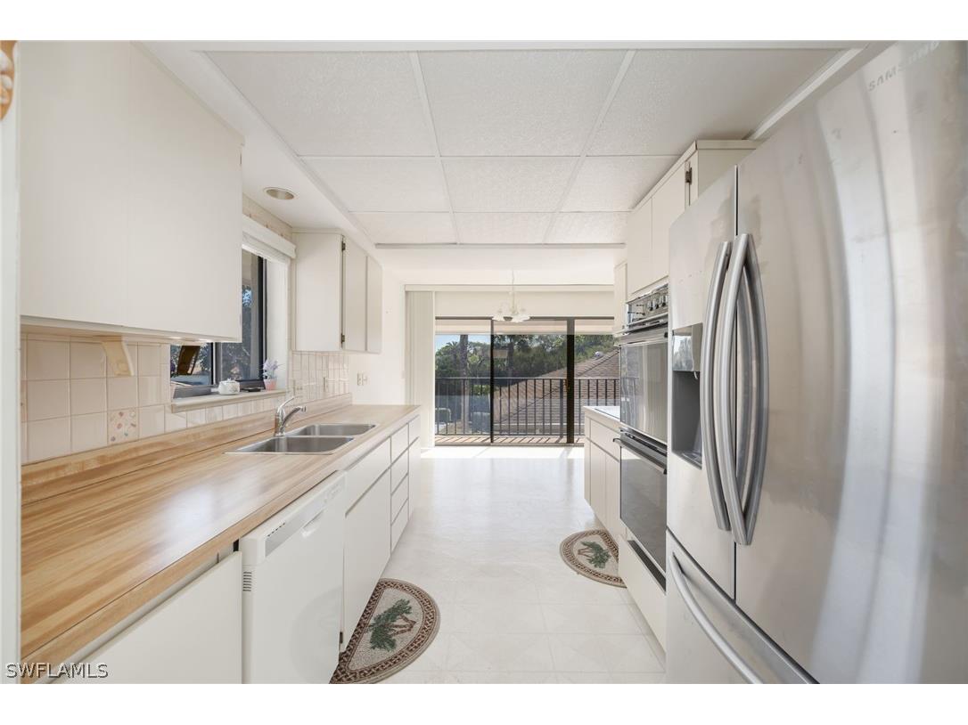 517 Lake Louise Circle #201 Naples FL 34110 226008919 image6