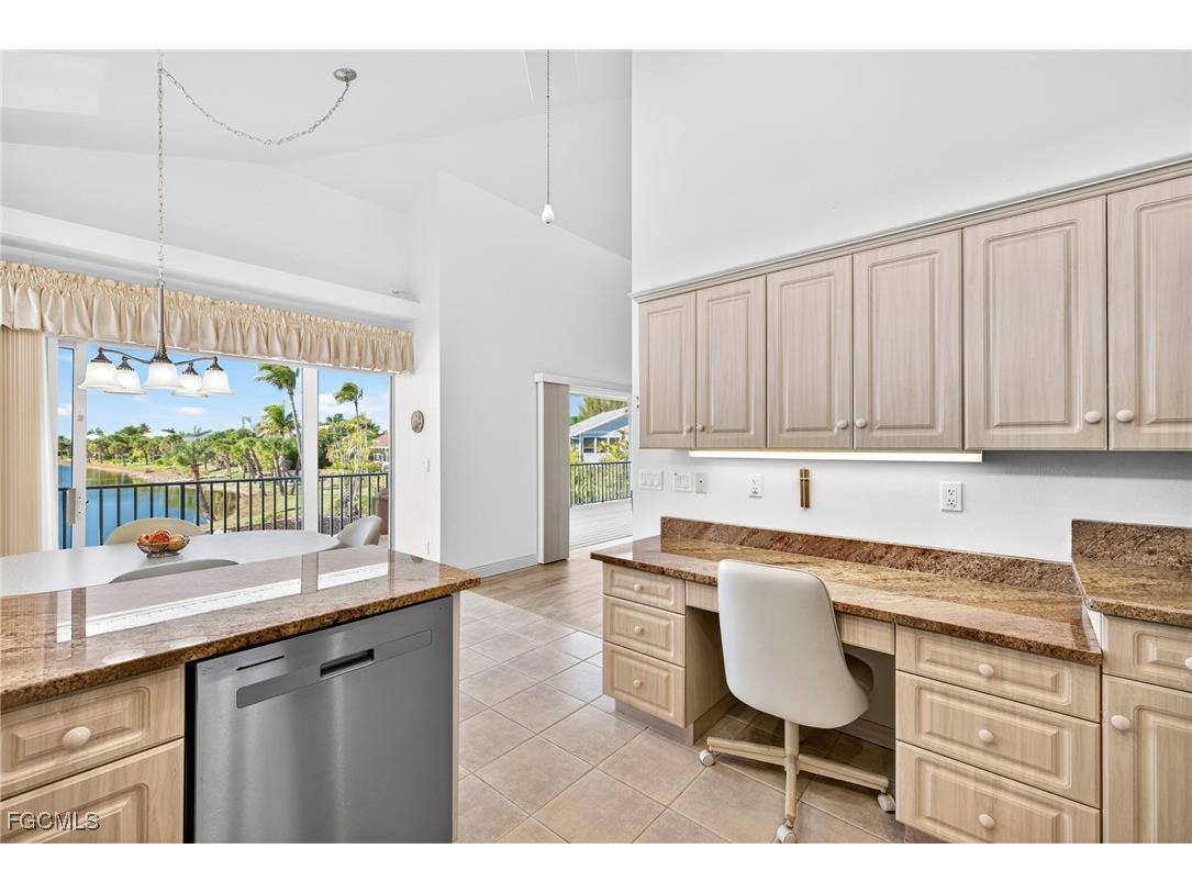 517 Lake Murex Circle Sanibel FL 33957 2025025389 image11