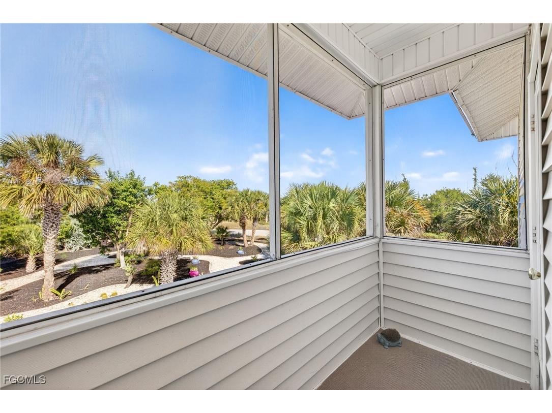 517 Lake Murex Circle Sanibel FL 33957 2025025389 image20