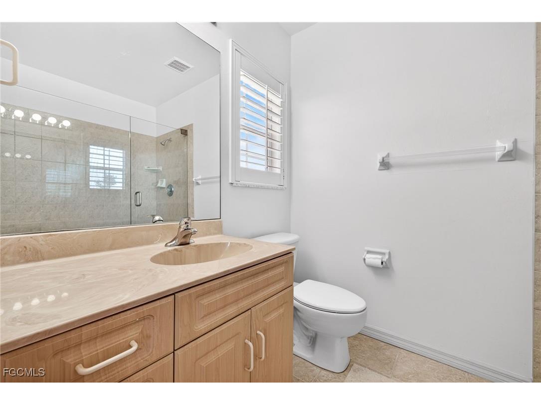 517 Lake Murex Circle Sanibel FL 33957 2025025389 image22