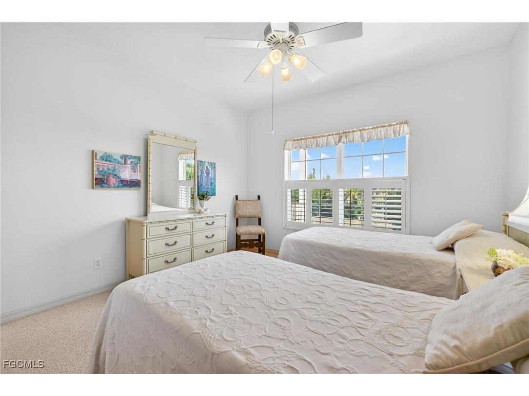 517 Lake Murex Circle Sanibel FL 33957 2025025389 image23