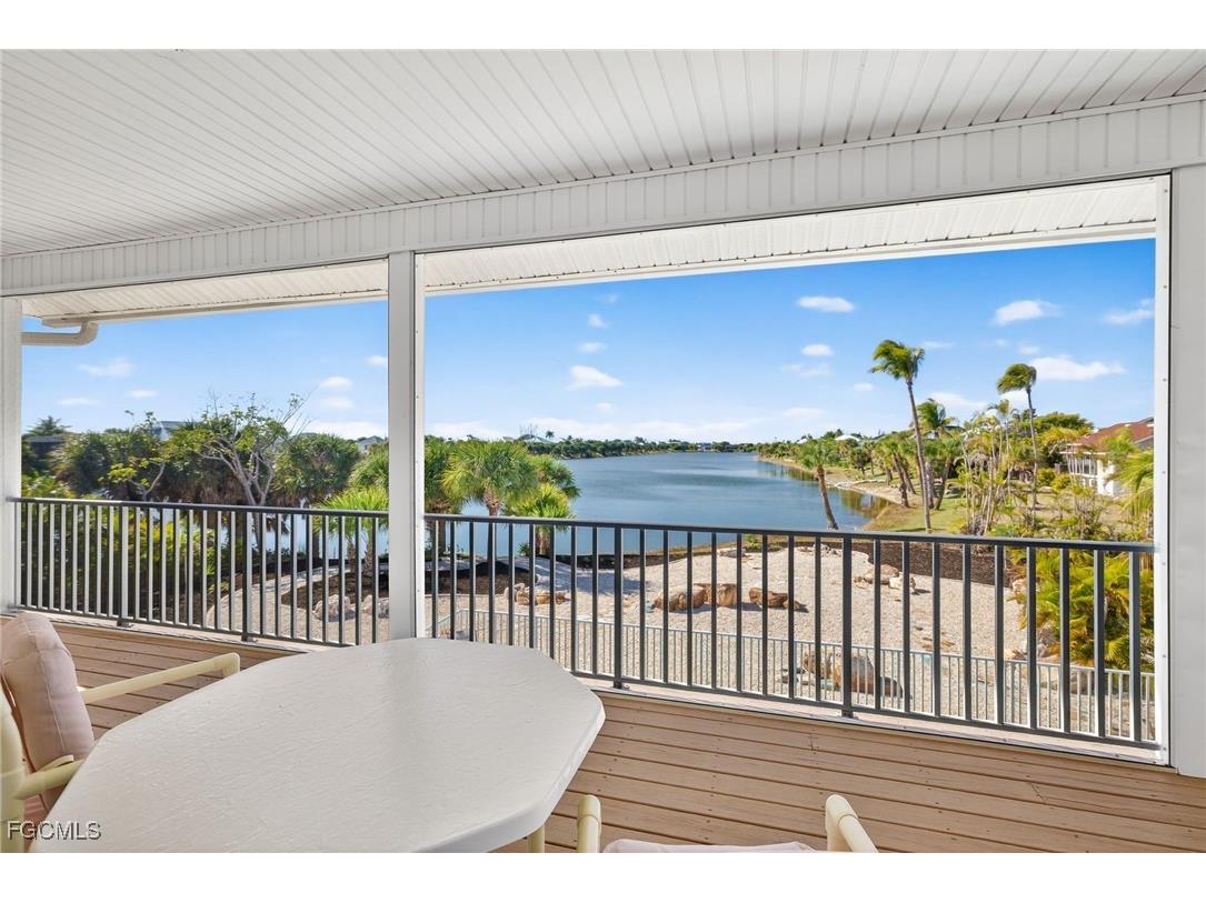 517 Lake Murex Circle Sanibel FL 33957 2025025389 image31