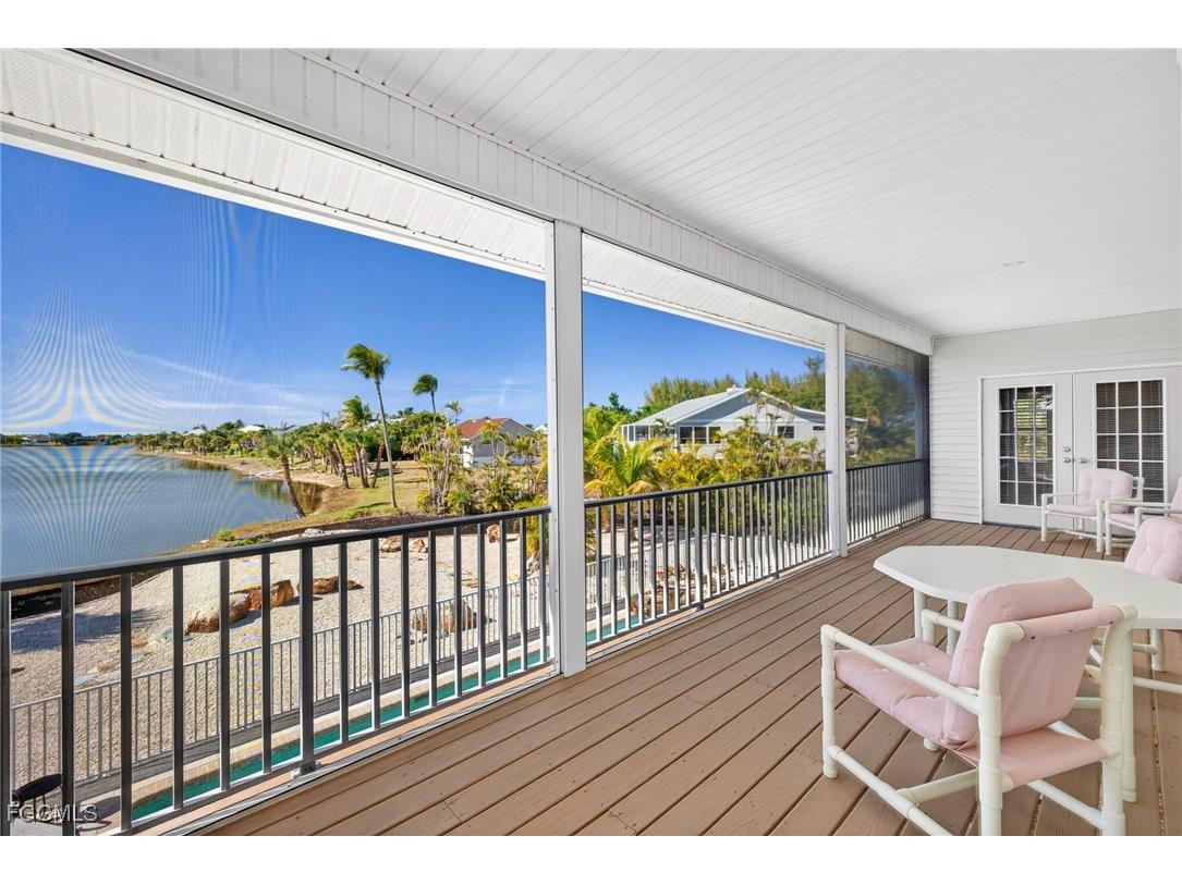 517 Lake Murex Circle Sanibel FL 33957 2025025389 image32