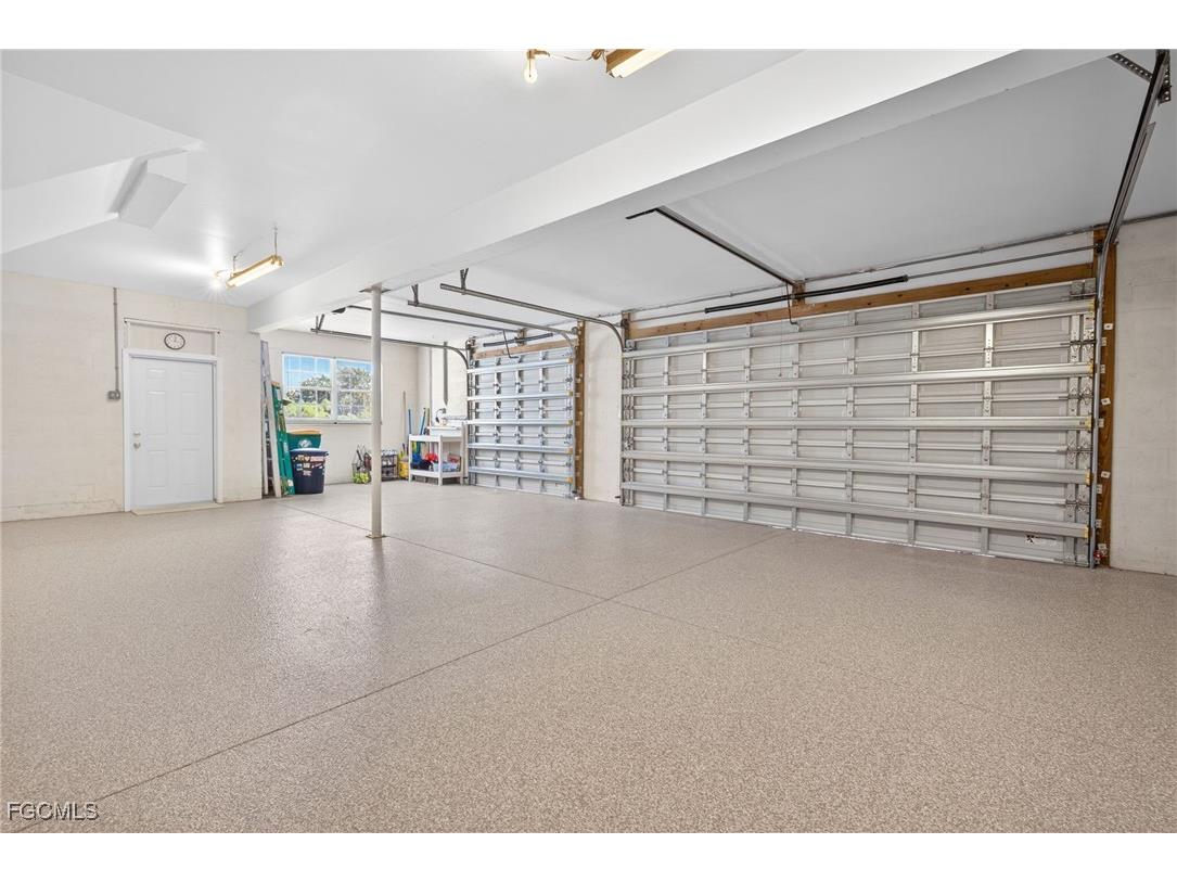 517 Lake Murex Circle Sanibel FL 33957 2025025389 image44