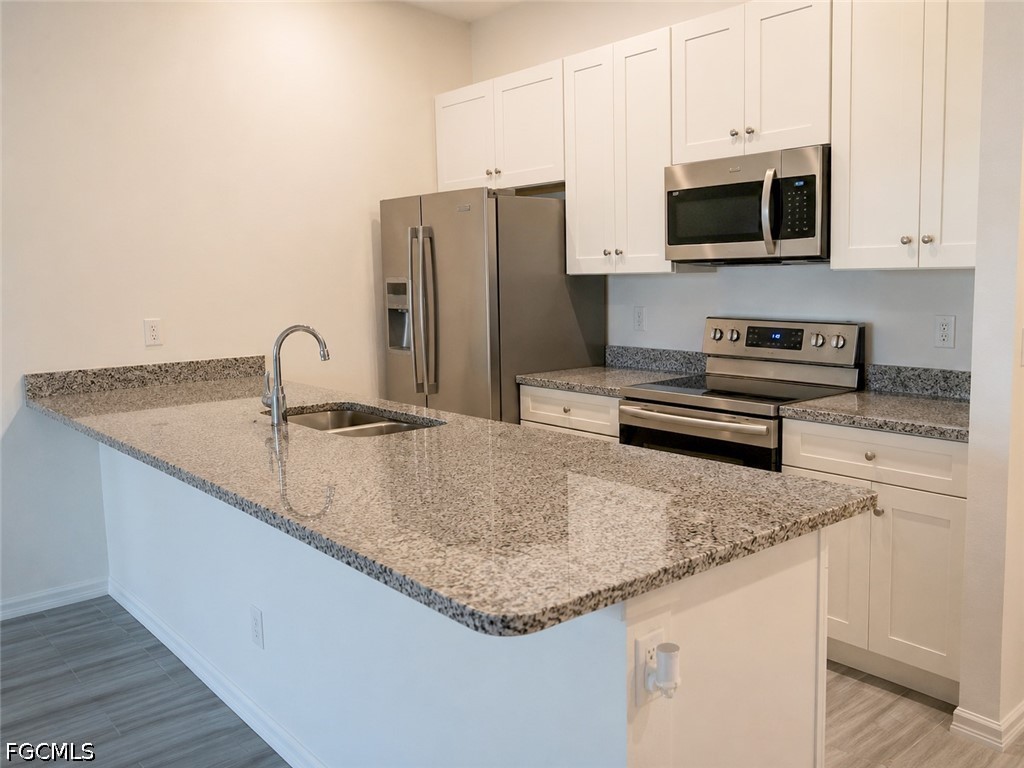 517 NE 24th Place Cape Coral FL 33909 2026026859 image4