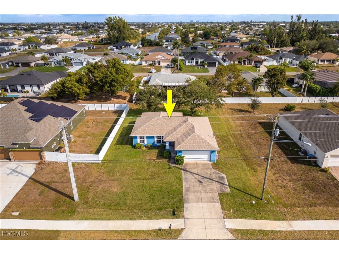 517 Nelson Road N Cape Coral FL 33993 2025018759 image11