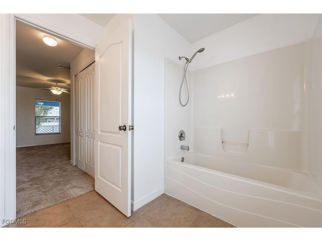 517 Nelson Road N Cape Coral FL 33993 2025018759 image15