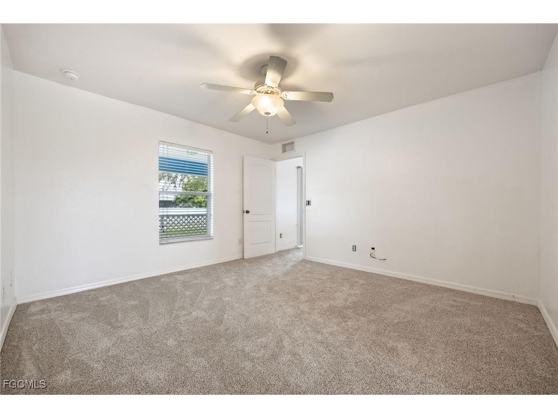 517 Nelson Road N Cape Coral FL 33993 2025018759 image18