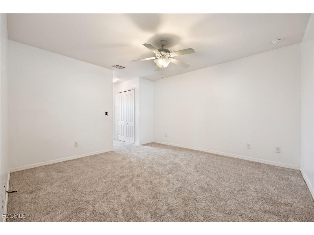 517 Nelson Road N Cape Coral FL 33993 2025018759 image19