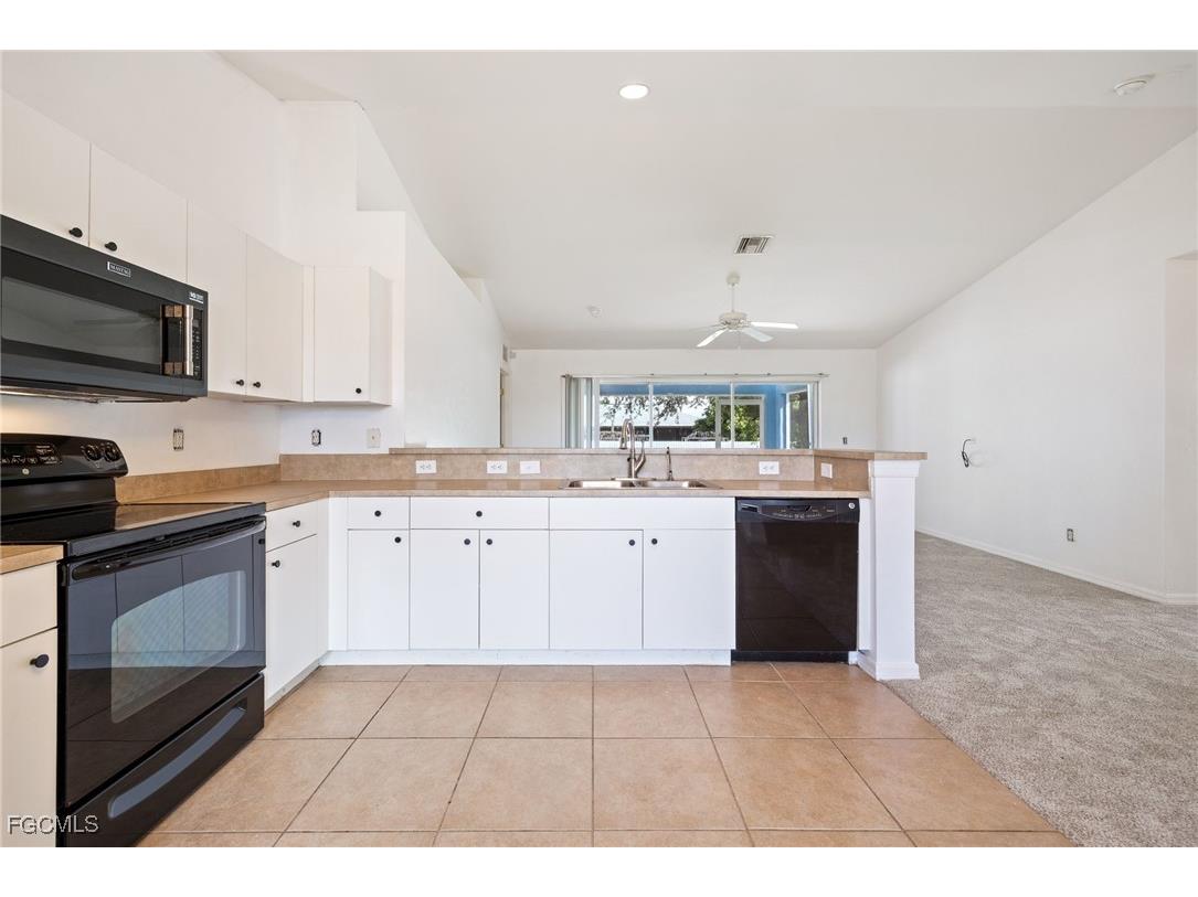 517 Nelson Road N Cape Coral FL 33993 2025018759 image5