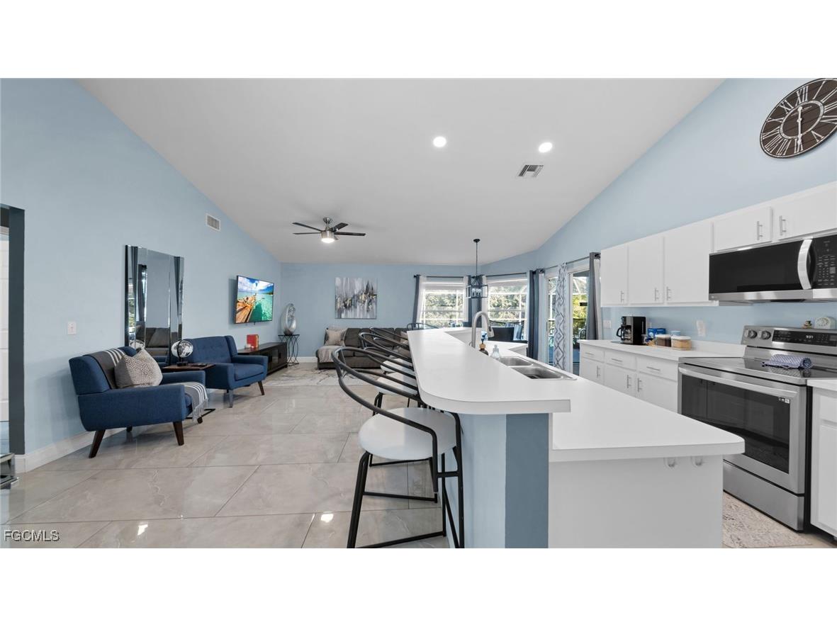 517 Palmetto Avenue Lehigh Acres FL 33972 2025002240 image11