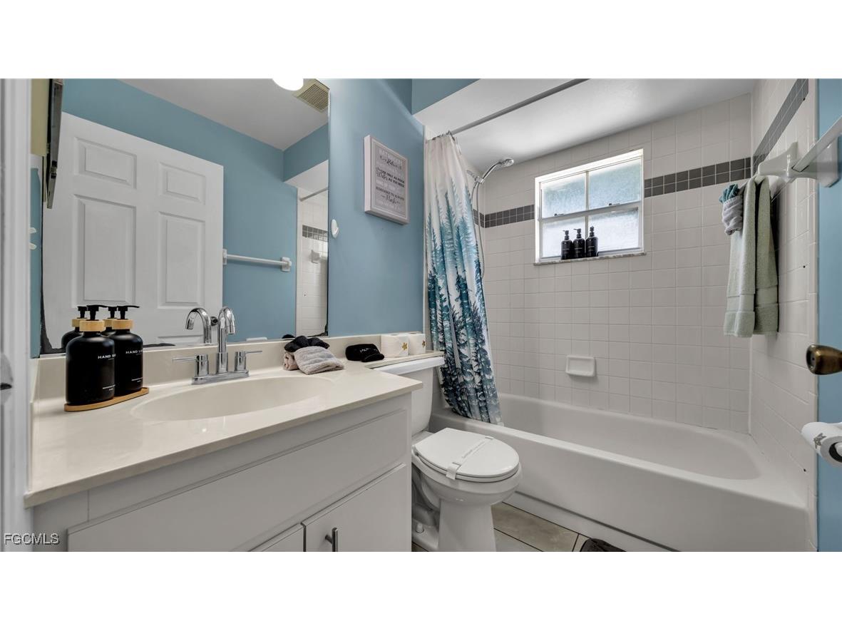 517 Palmetto Avenue Lehigh Acres FL 33972 2025002240 image30