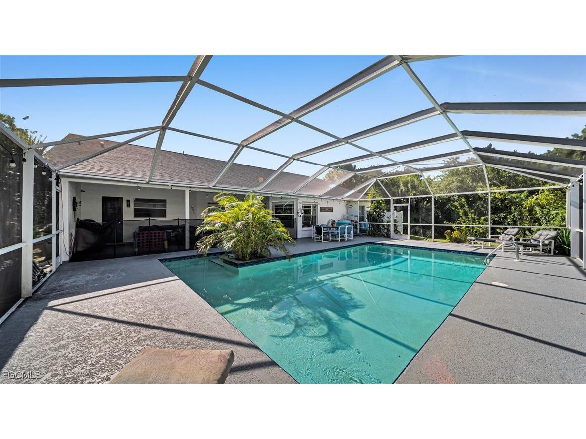 517 Palmetto Avenue Lehigh Acres FL 33972 2025002240 image38