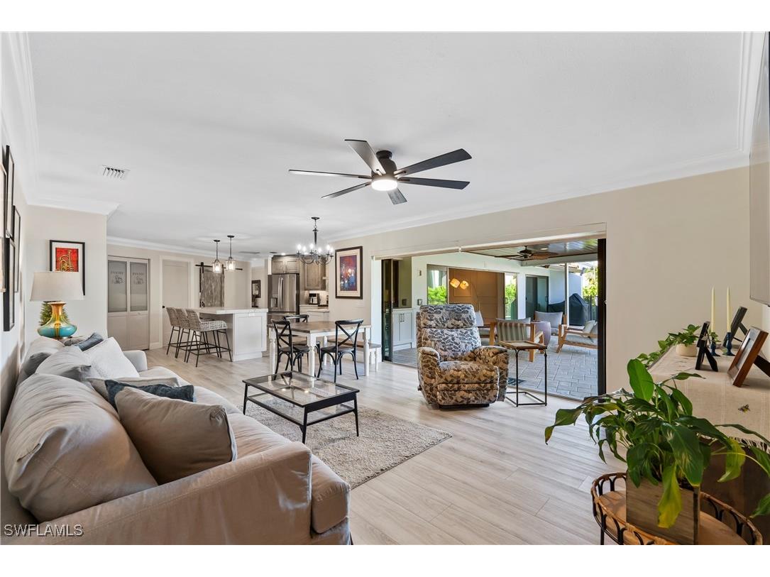 517 Parkwood Lane Naples FL 34103 225078169 image12