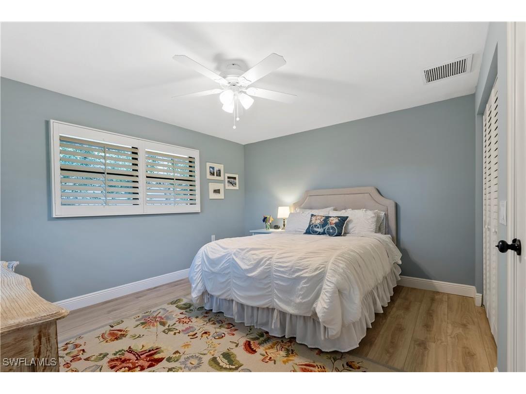 517 Parkwood Lane Naples FL 34103 225078169 image15