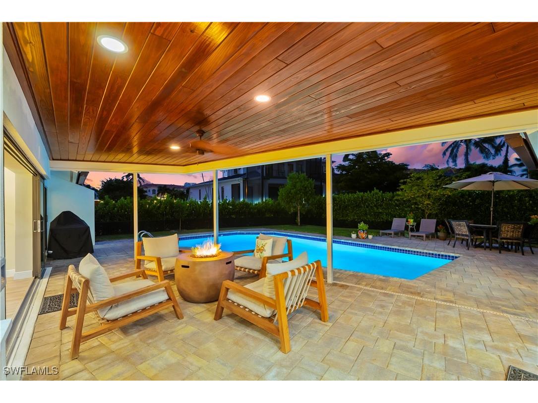 517 Parkwood Lane Naples FL 34103 225078169 image23