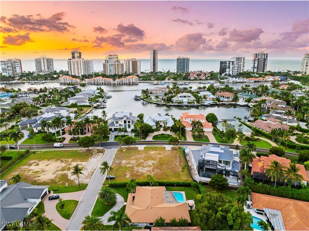 517 Parkwood Lane Naples FL 34103 225078169 image30