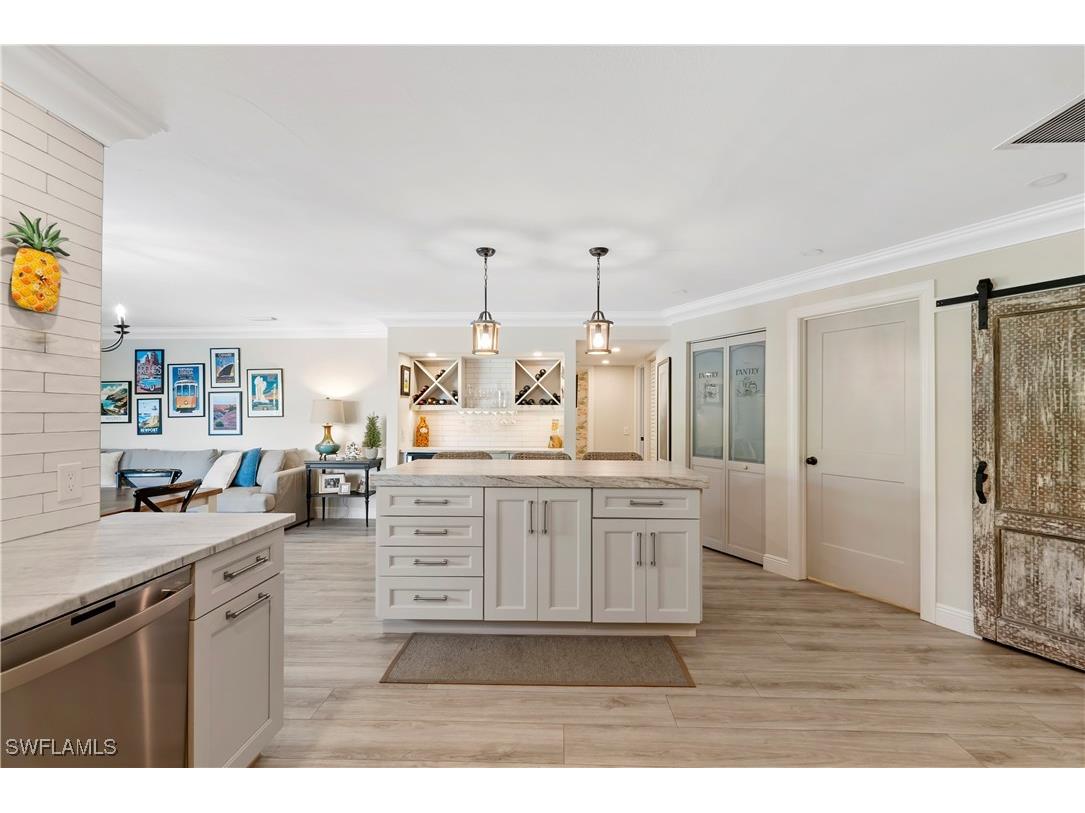 517 Parkwood Lane Naples FL 34103 225078169 image8