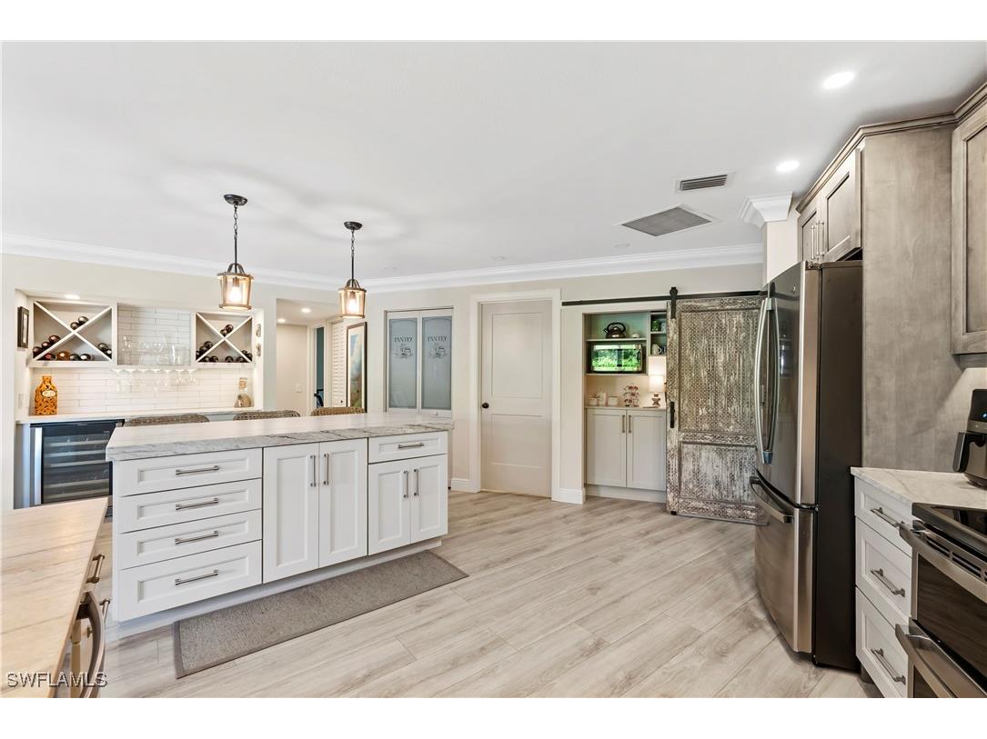 517 Parkwood Lane Naples FL 34103 225078169 image9