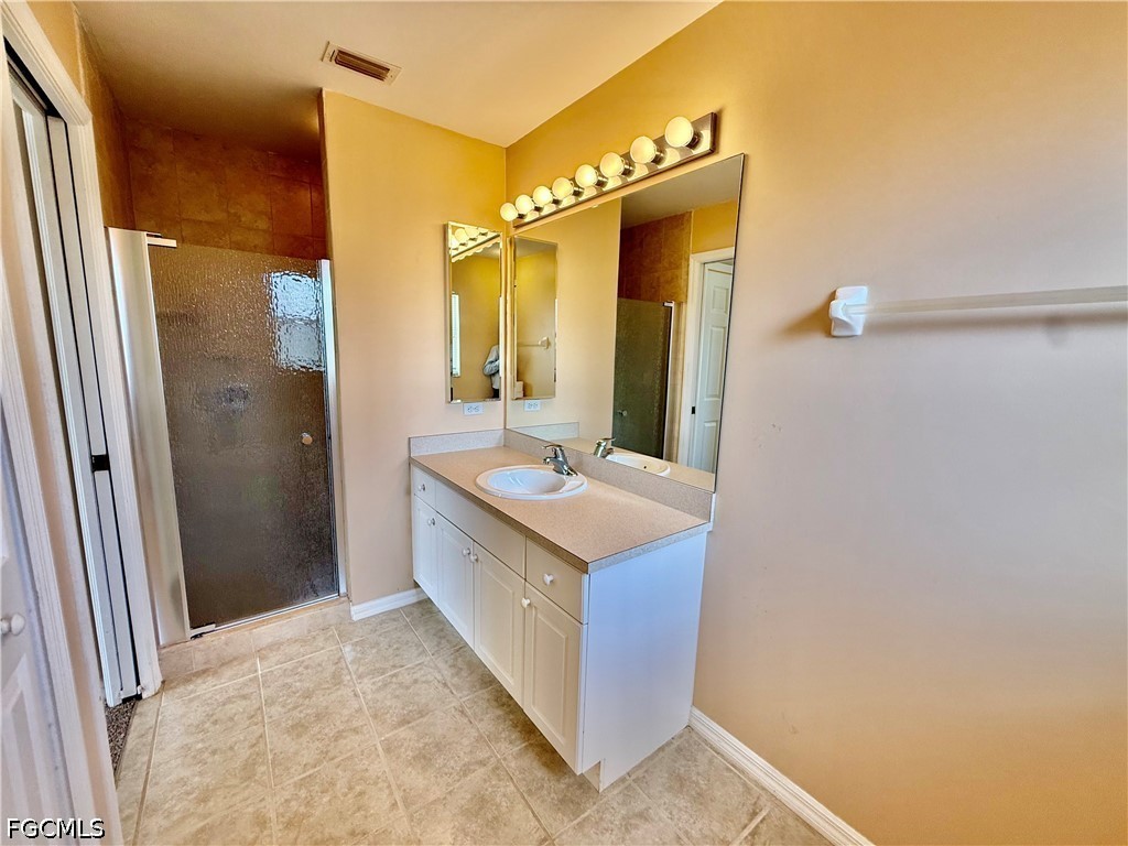 517 Peerless Circle Lehigh Acres FL 33974 2026017270 image34