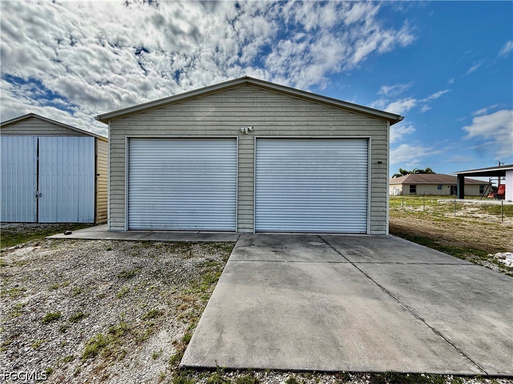 517 Peerless Circle Lehigh Acres FL 33974 2026017270 image6