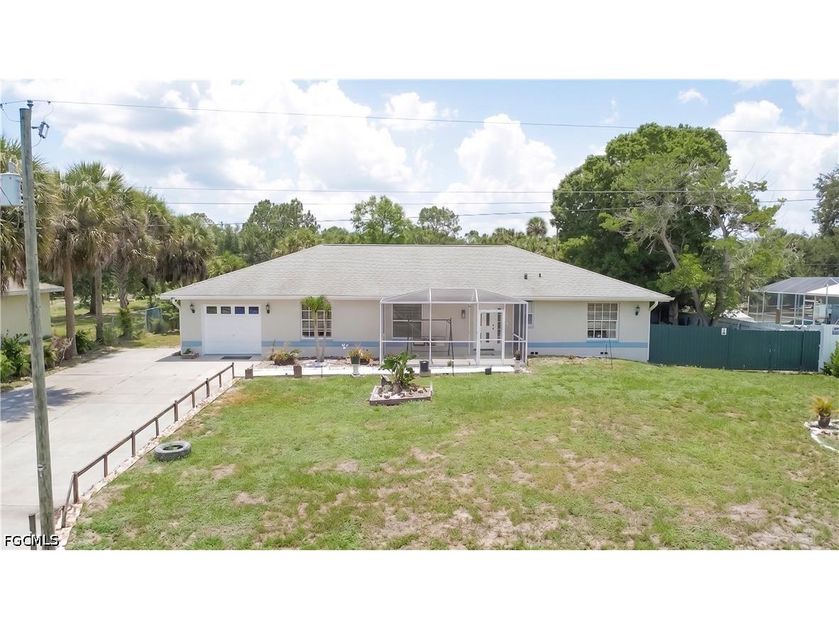 517 Plumosa Avenue Lehigh Acres FL 33972 2026027735 image1