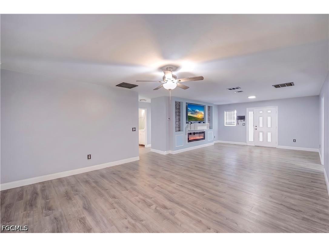 517 Plumosa Avenue Lehigh Acres FL 33972 2026027735 image6