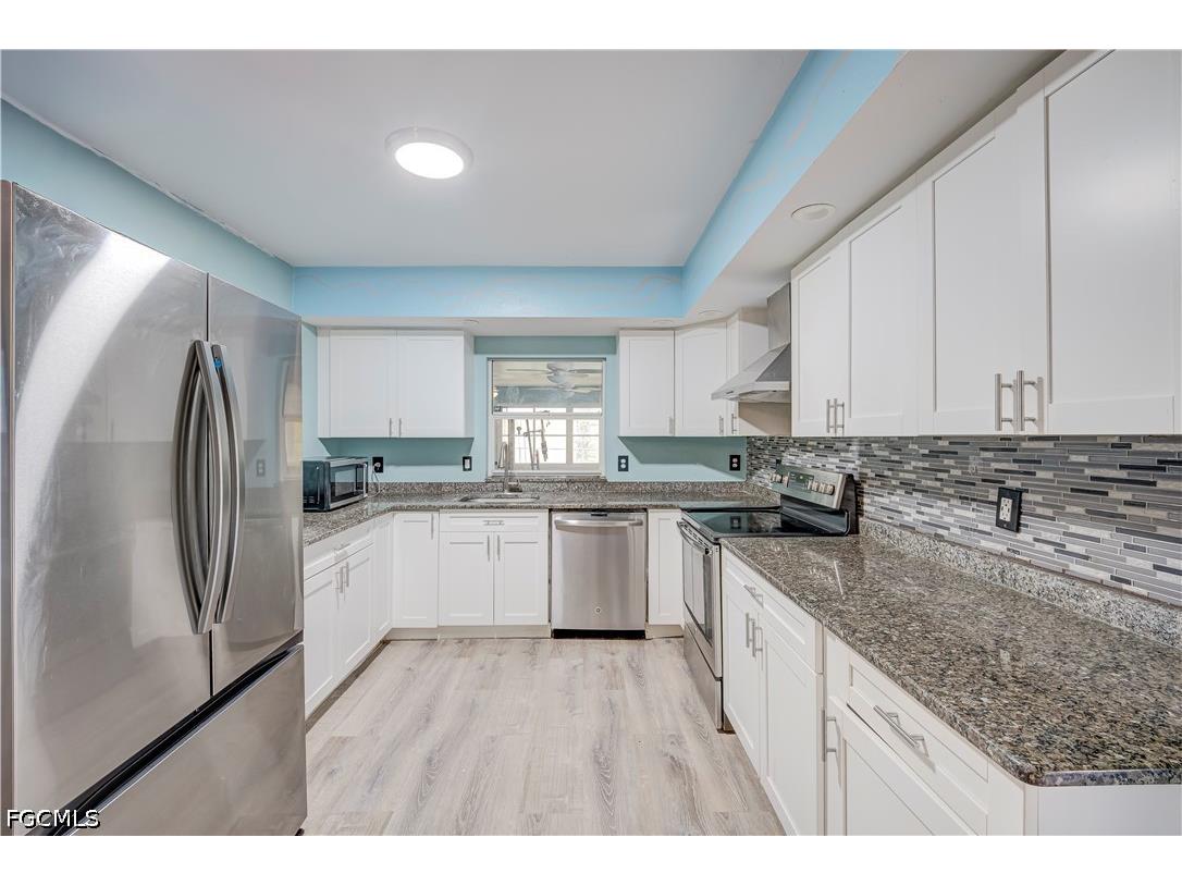 517 Plumosa Avenue Lehigh Acres FL 33972 2026027735 image7