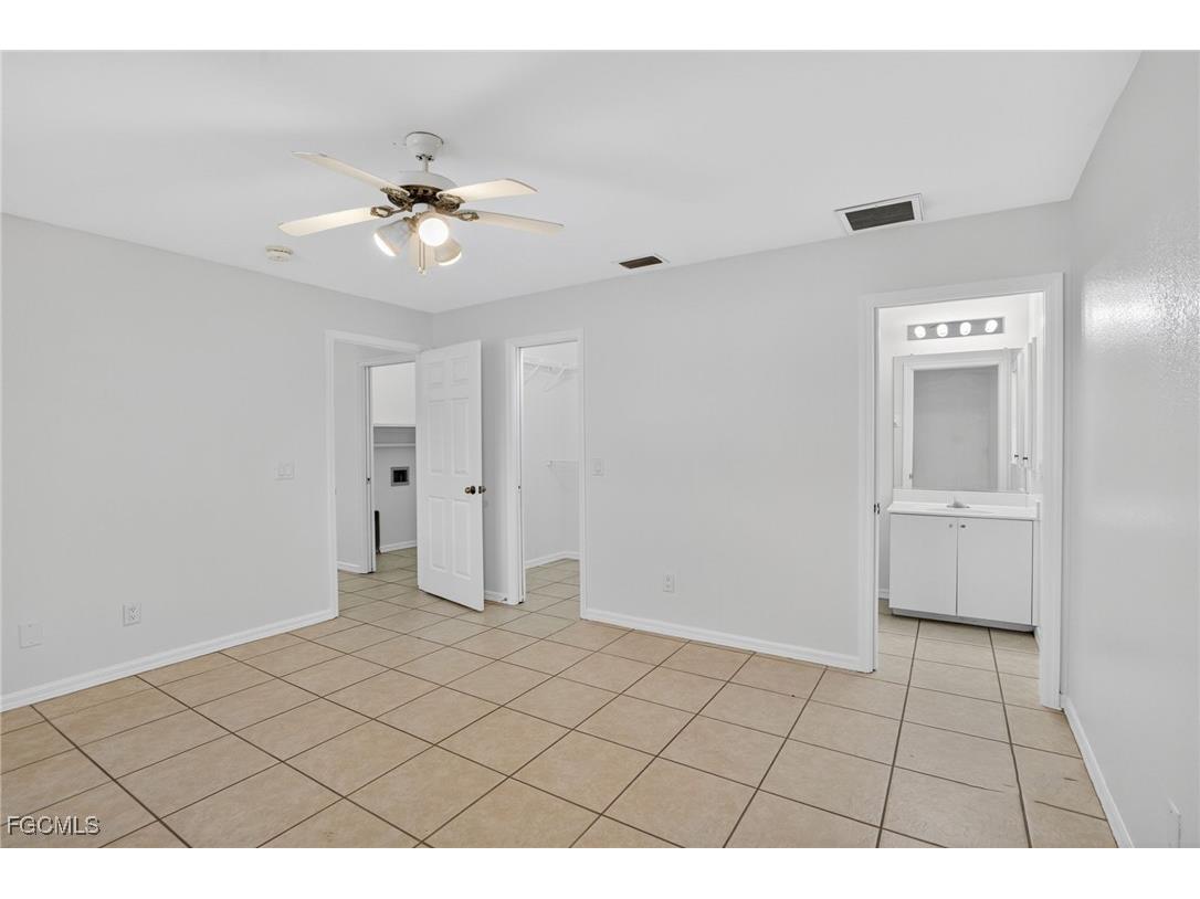 517 SE 16th Place Cape Coral FL 33990 2025013381 image12