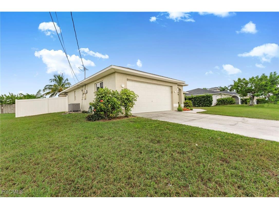 517 SE 16th Place Cape Coral FL 33990 2025013381 image27